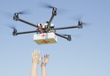 Innovaciones médicas en el siglo XXI dron con medicina